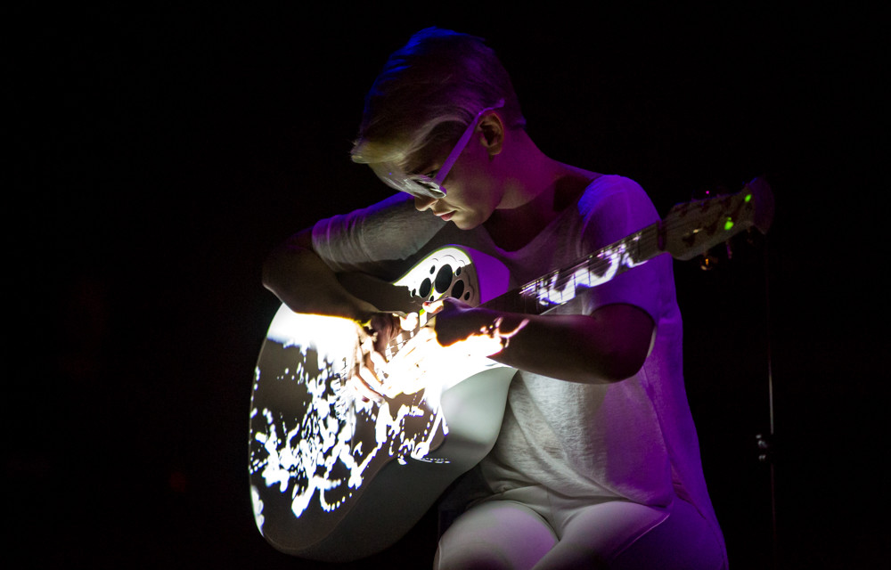 Meet My Guitar: Kaki King Live in Seattle