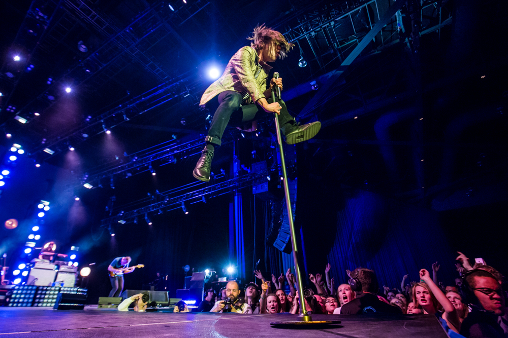 Cage the Elephant: Let Go of the Brakes