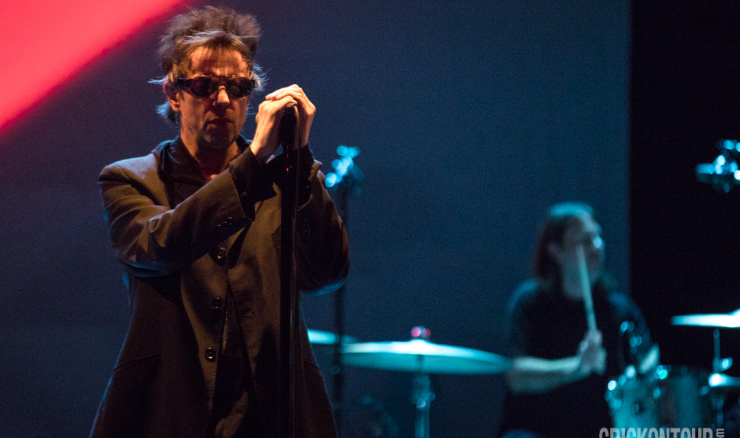 Echo & the Bunnymen Revel in The Dark