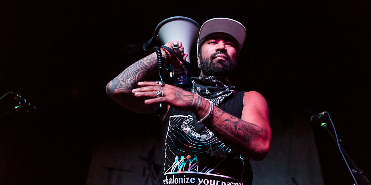 Nahko and Medicine For The People Bring The Message Live