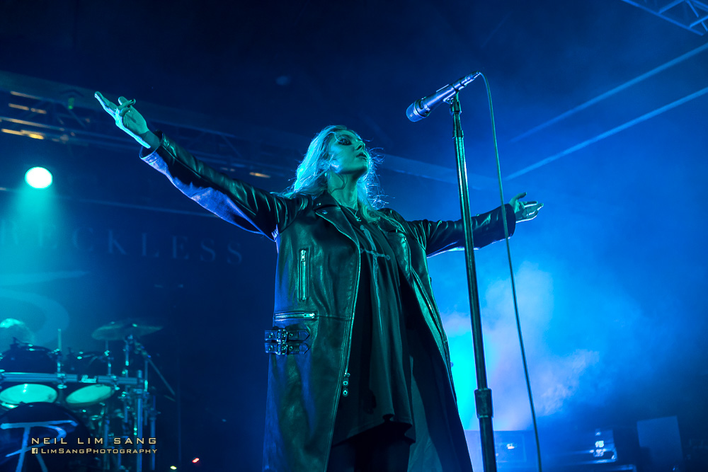 The Pretty Reckless Ask Showbox SoDo Who You Selling For