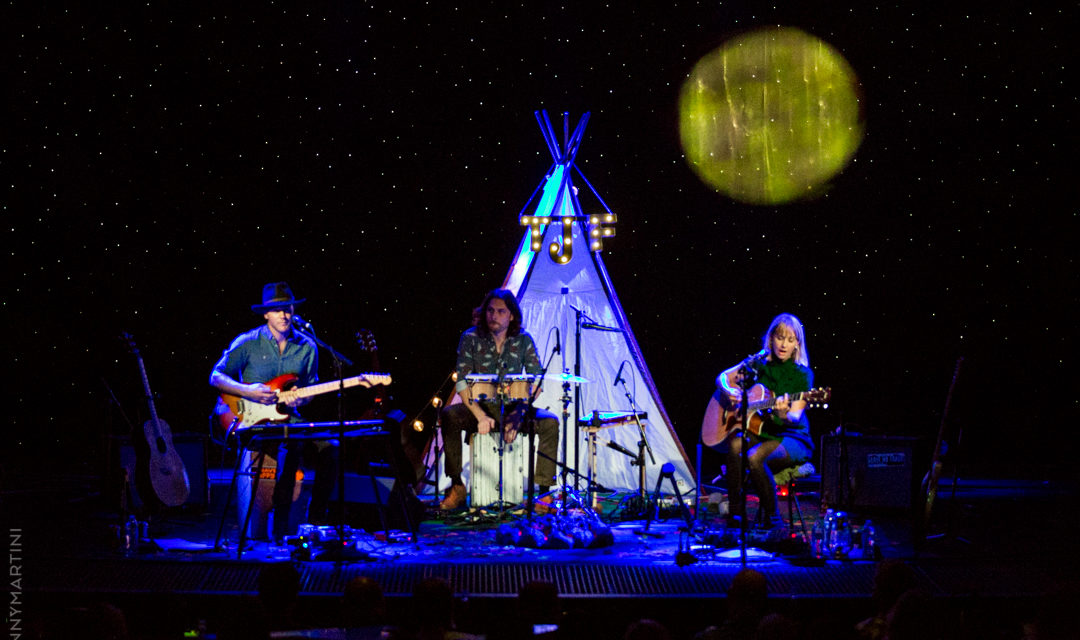 The Joy Formidable’s Intricately Intimate Acoustic Tour