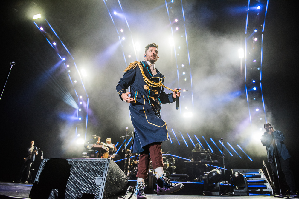 Jon Bellion’s Gets Glam Live in Seattle